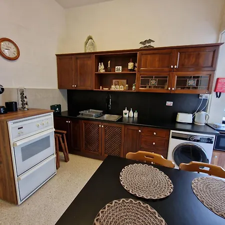 Lägenhet Grand Harbour View