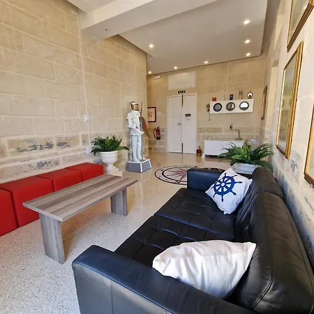 Lägenhet Grand Harbour View *