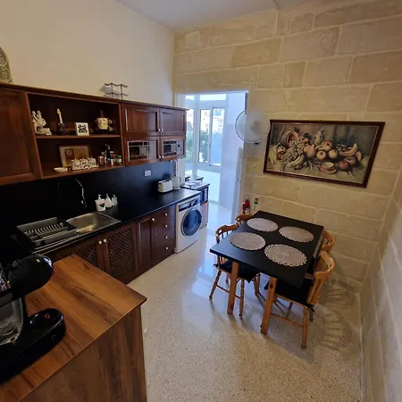 Grand Harbour View *