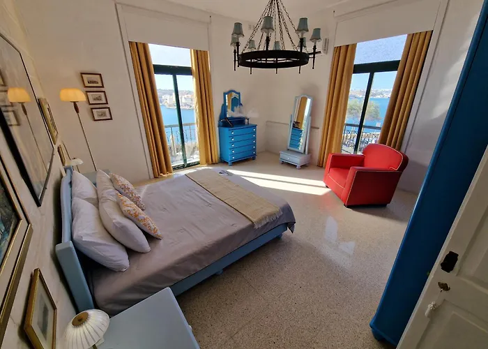 Grand Harbour View *