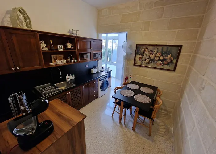 Grand Harbour View *