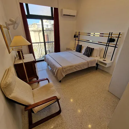 Grand Harbour View شقة فاليتا